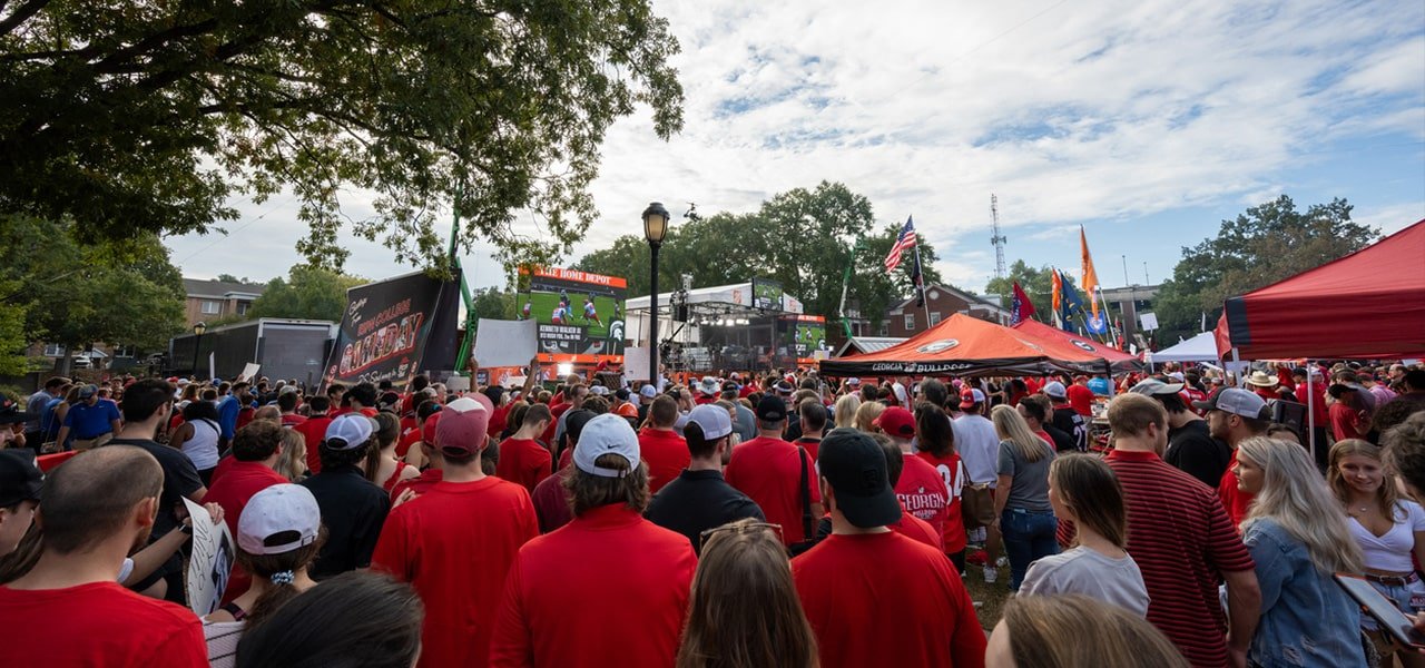 crowd at a holiday event in atlanta